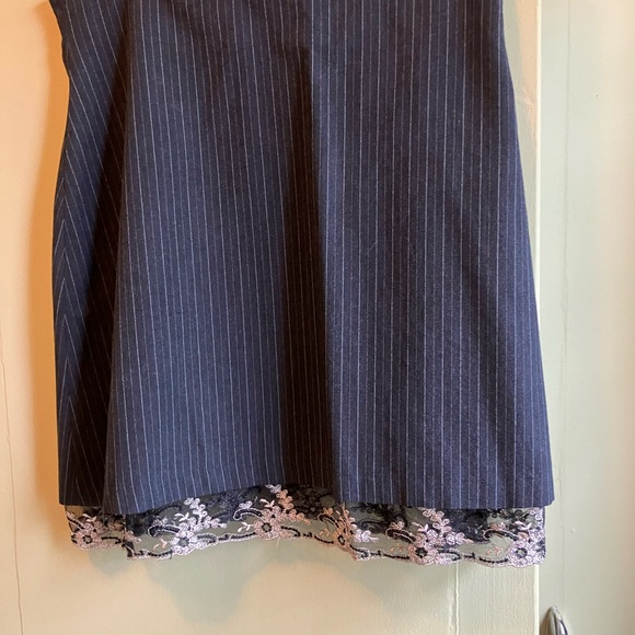 Skirt and blouse set - Picture 4 of 5